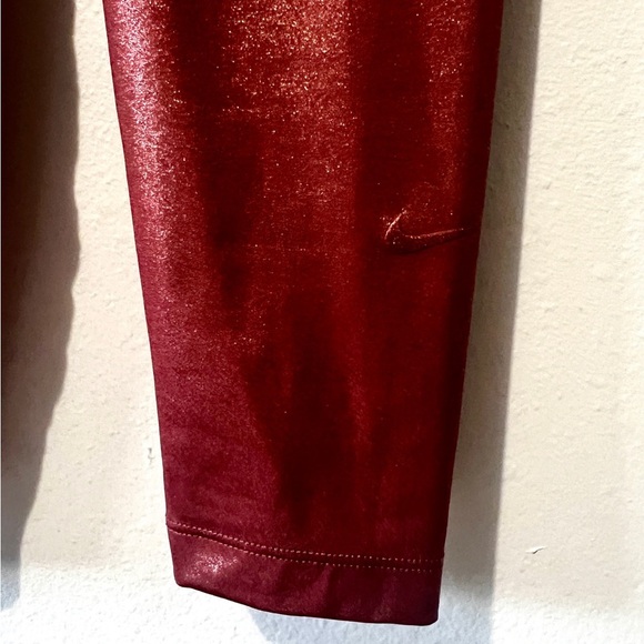 Nike Dri-Fit Rose Gold Shimmer One Icon Clash Tight/Leggings - Size XS - Picture 8 of 12